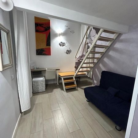 Bed and Breakfast Chiaia Roof Neapol Zewnętrze zdjęcie